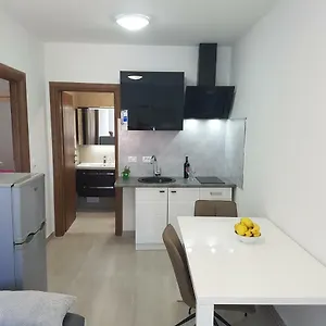 apartmani-benjamin.hotelinzadar.com/